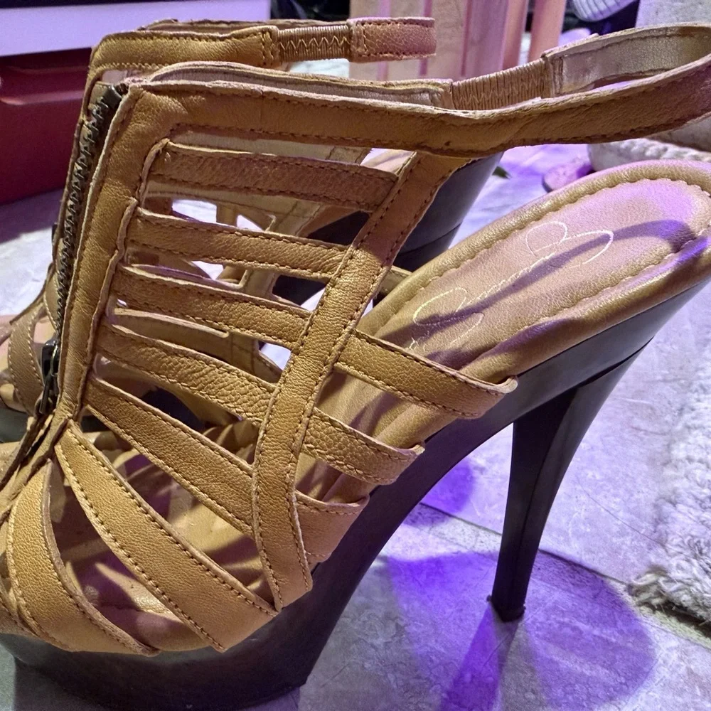 Jessica Simpson Nude Platform Heels Strappy Zip Back Size 6 - Picture 3 of 8